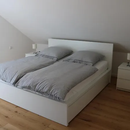 Tuniberglounge - Moderne, Helle Und Großzügige