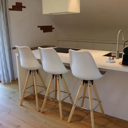 Tuniberglounge - Moderne, Helle Und Großzügige