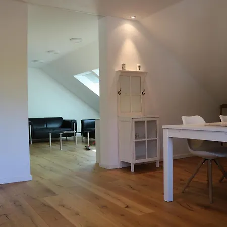 Apartamento Tuniberglounge - Moderne, Helle Und Großzügige Friburgo de Brisgovia